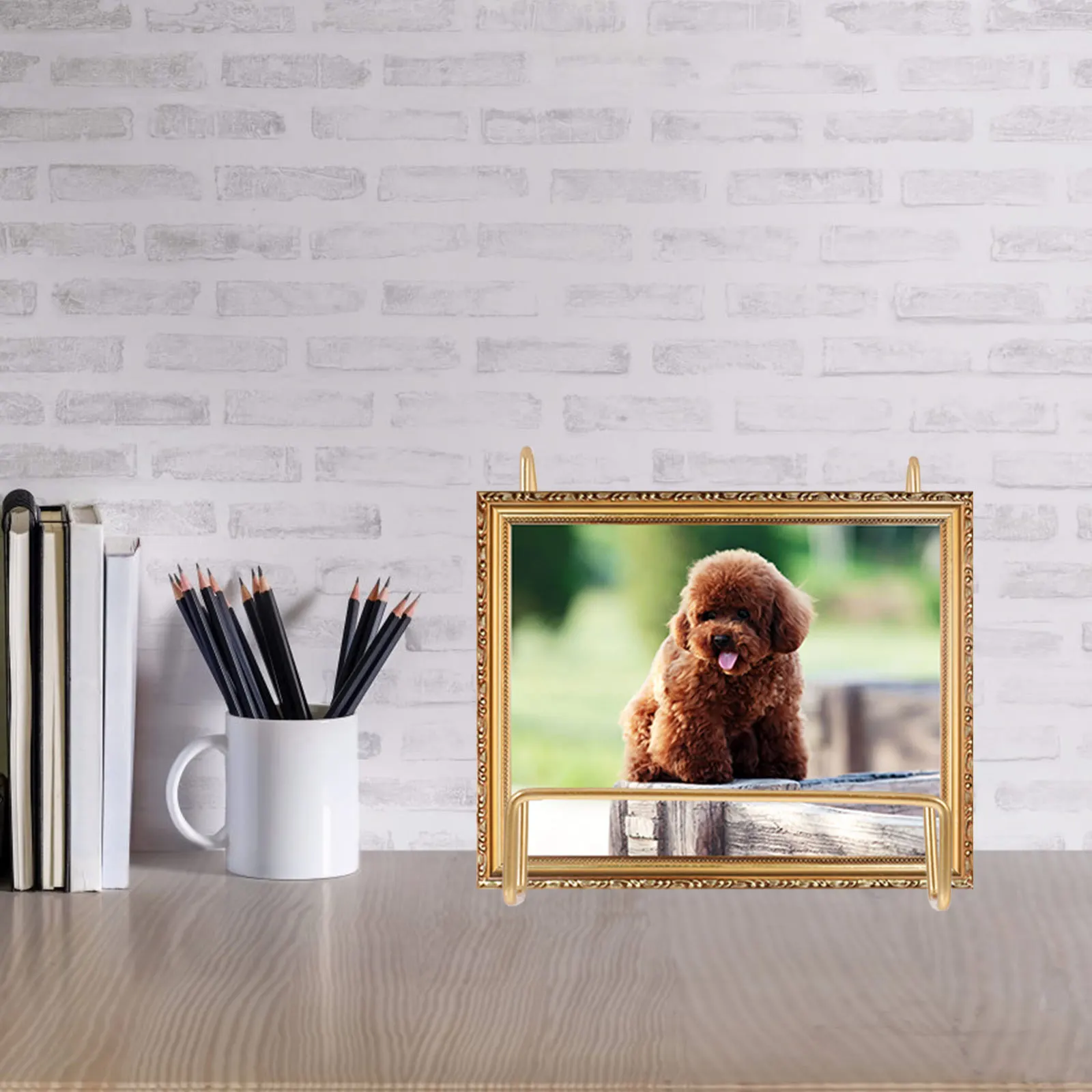 

2Pcs Metal Photo Storage Stand Durable Iron Frame Stable Desktop Photo Holder Creative Display Tool Commemorative Plate Holder