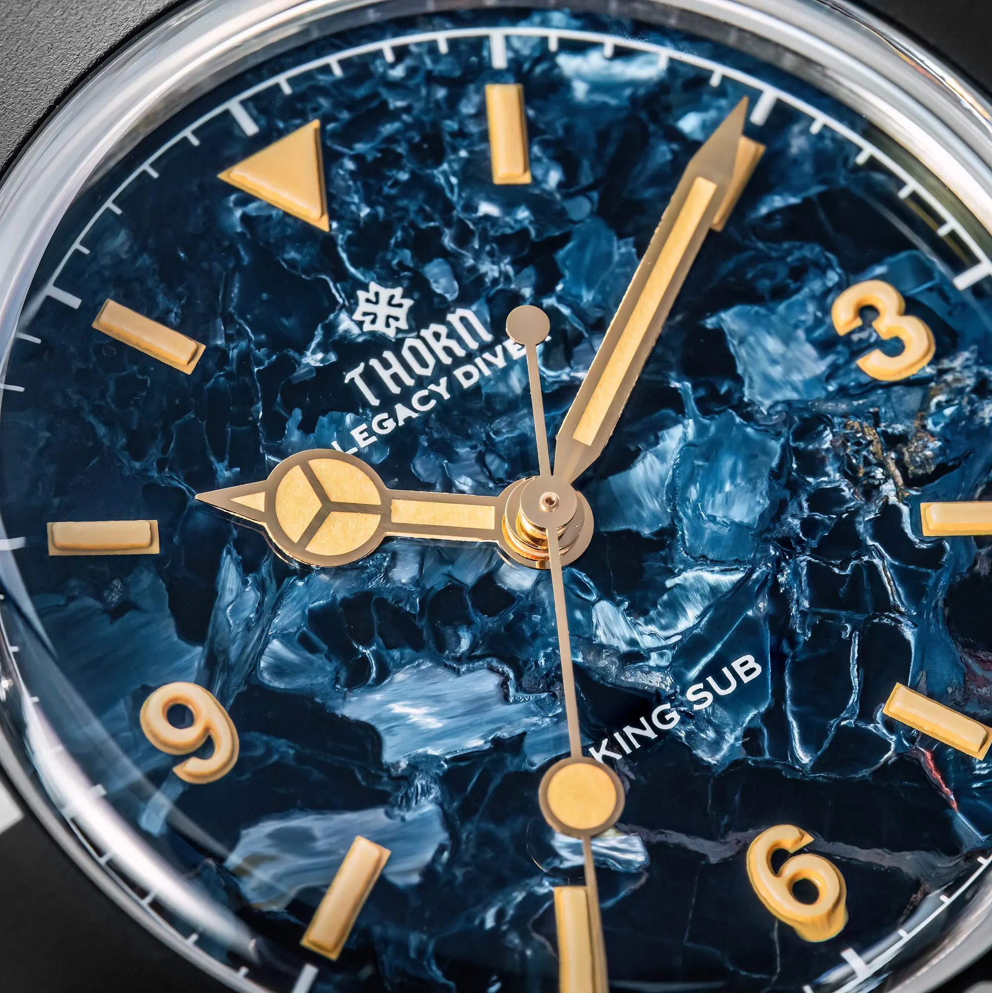 THORN Men Automatic Watch 37MM Mechanical Wristwatch 200M Waterproof C3 Luminous Sapphire Mirror SW200 Big Crown Dial