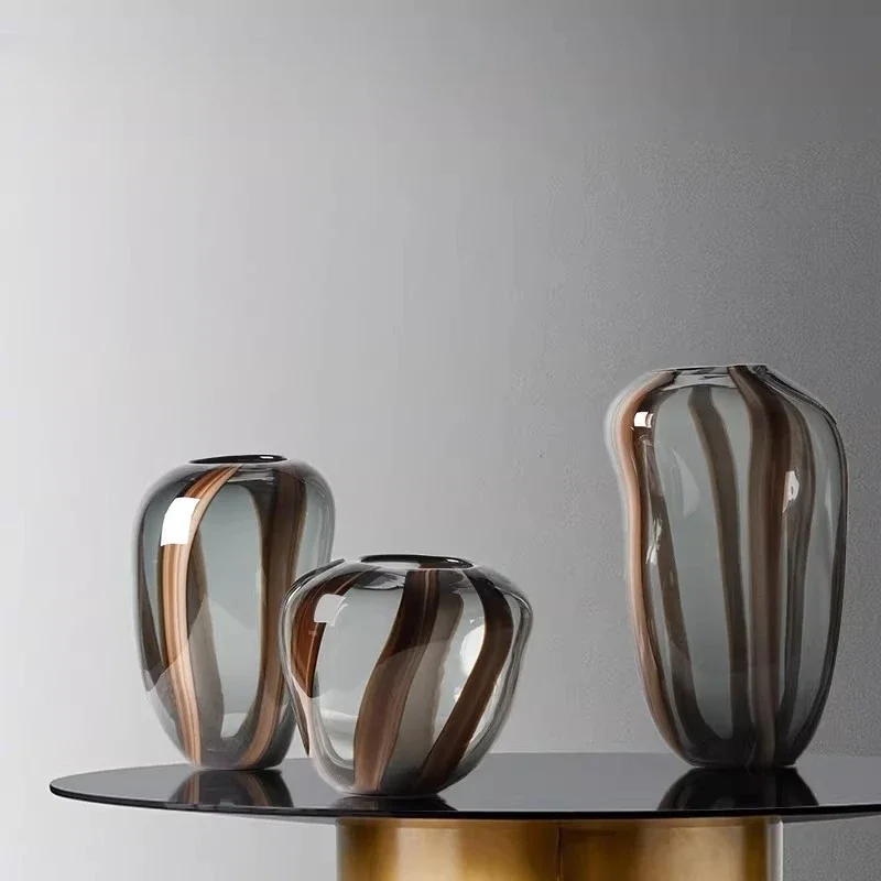 

Best Color Striped Special-shaped Hydroponic Glass Vase Sample Room Flower Ware Soft Decoration Flower Ware Ornament