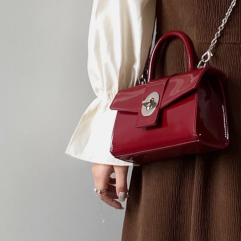 Light Luxury Red Patent Leather Shoulder Bag for Women Personalized Cool Girl Motorcycle Square Handbags Chain Crossbody Bags