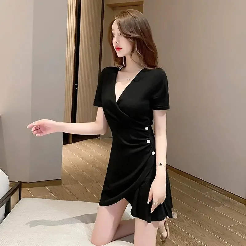 Lce Silk Elastic Temperament Socialite Exquisite Dress 2024 Summer New Style Western-Style Simple Slimming French Black Dress