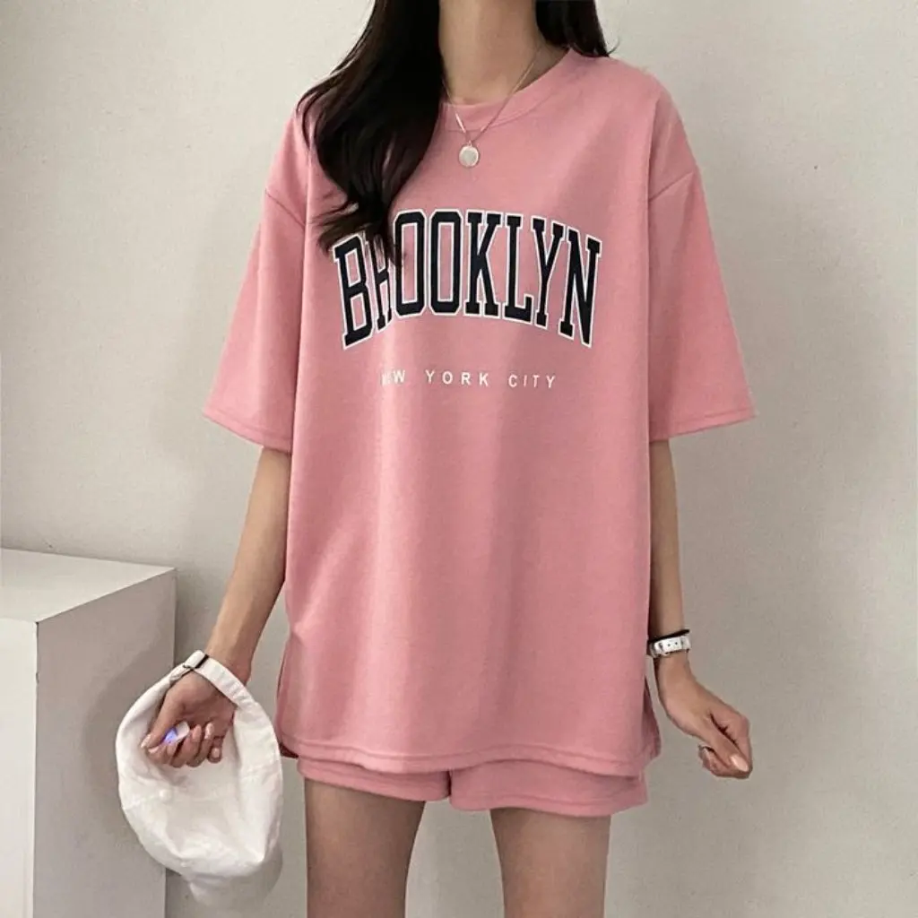 

Women's Cotton Short Sleeve Shorts Set Casual Summer Fashion Sportswear Two-Piece Shrimp Wholesale 100 Pieces