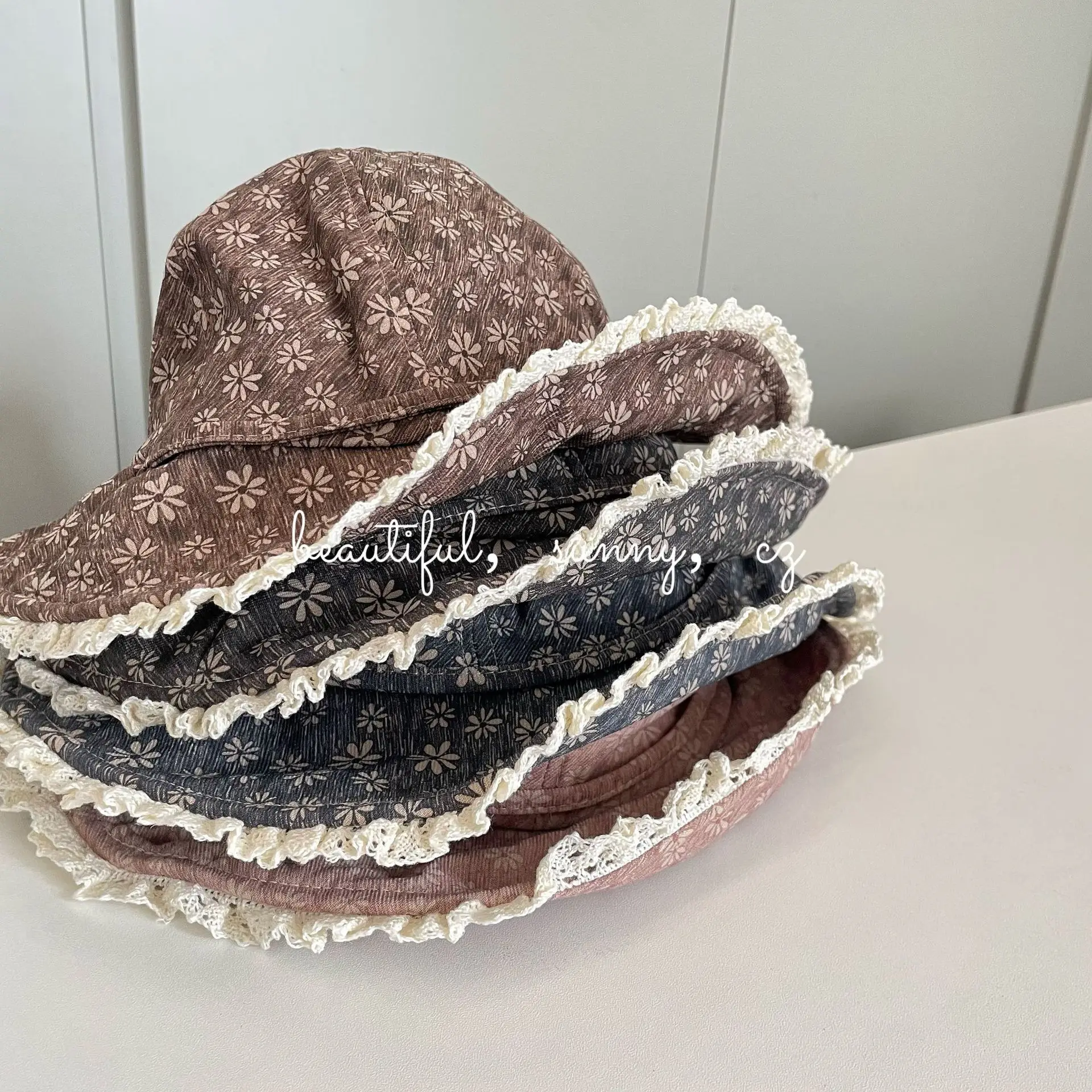 2026 Spring Autumn New Girls' Lace Edge Small Floral Fisherman's Hat Children's Fashion Sunscreen Hat Versatile