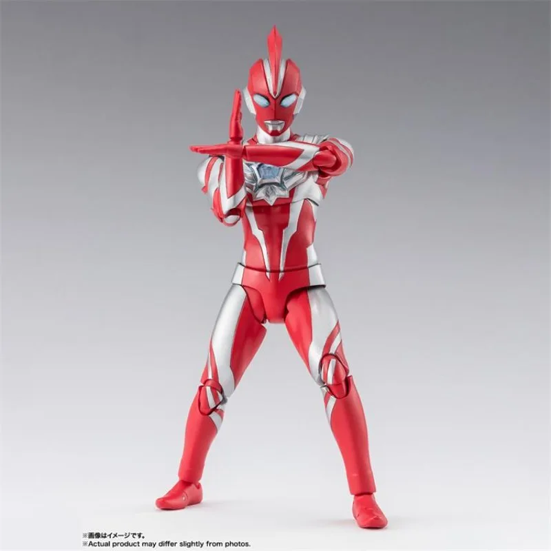 شحن سريع بانداي أنيمي SHF ULTRAMAN أوميغا المفاصل الأصلية المنقولة نموذج اللعب عمل الشكل تحصيل الحلي الأطفال