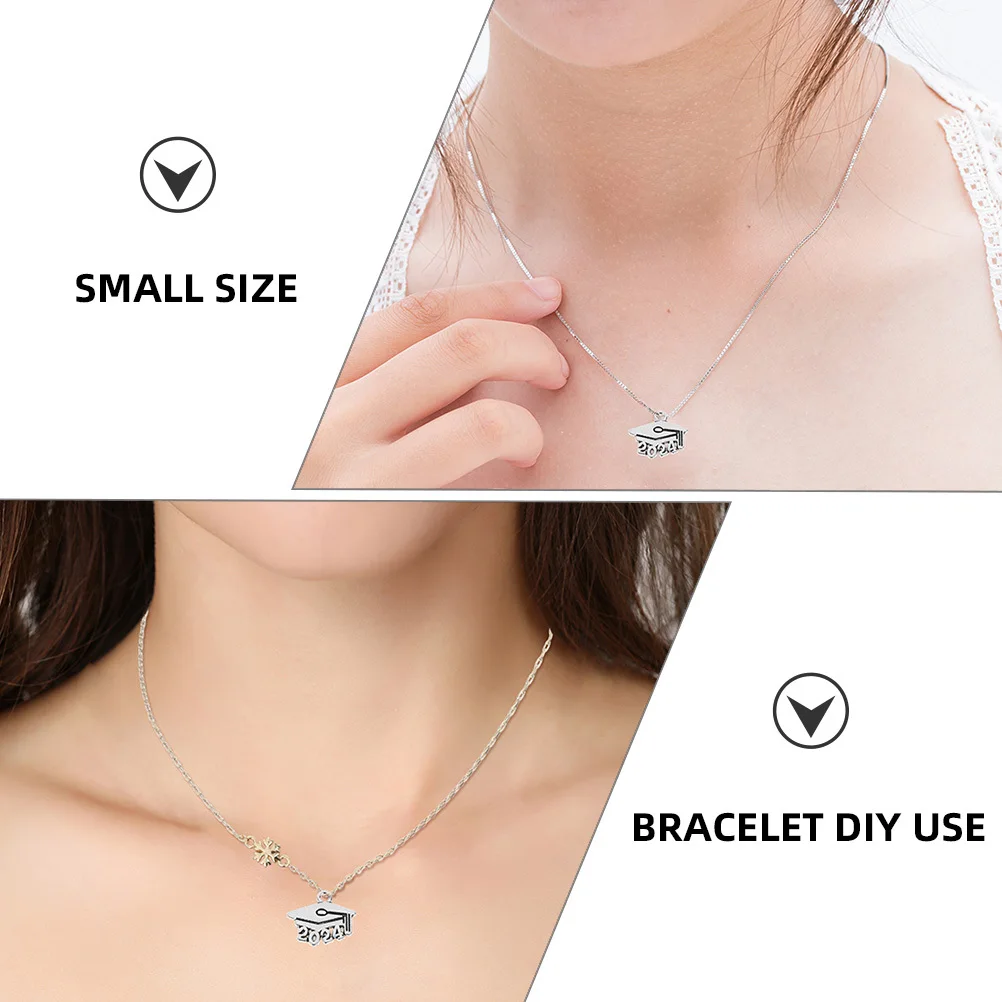 

150Pcs Graduation 2024 Grad Cap Charms Zinc Alloy DIY Jewelry Making Accessories Keychain Pendants Graduation Charms