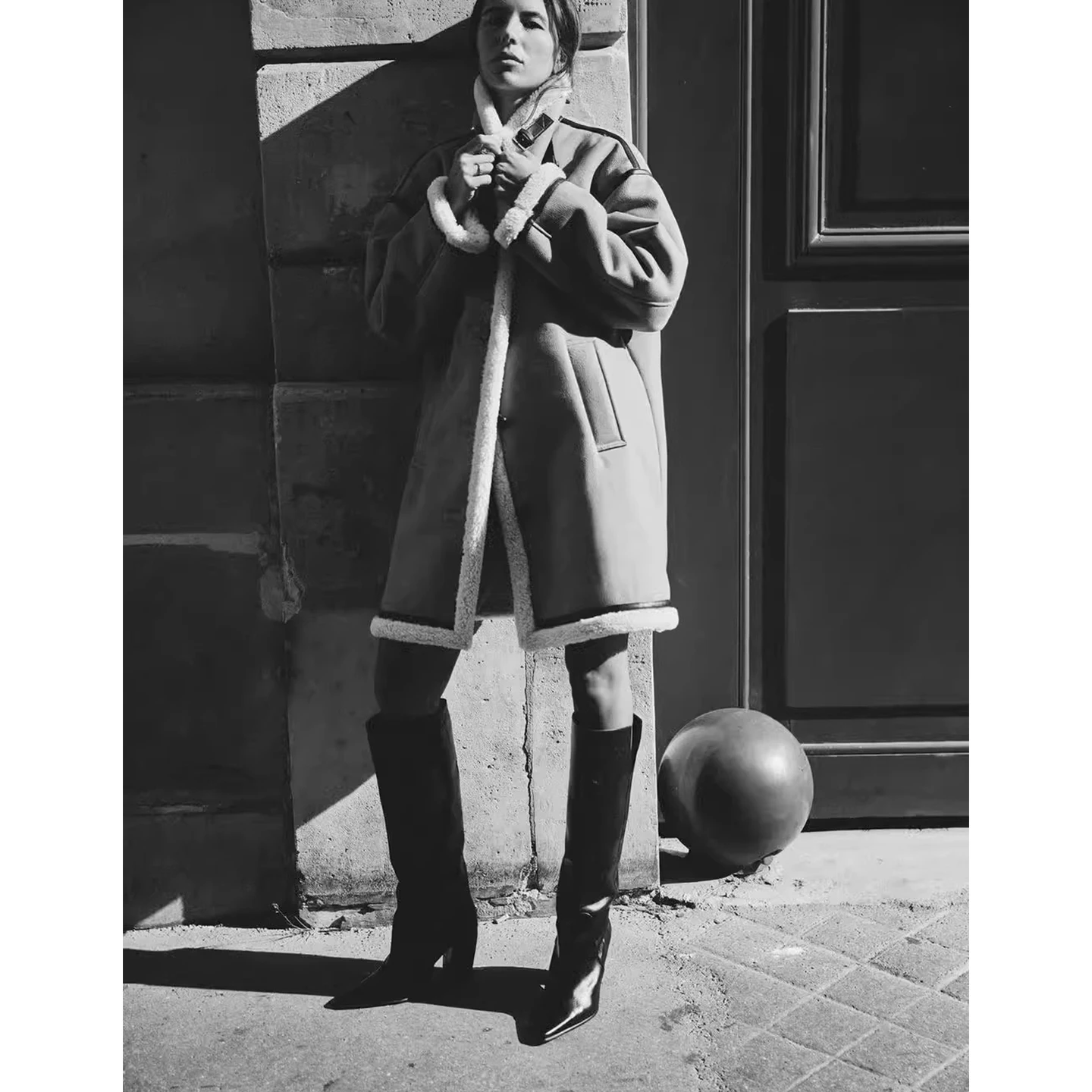 เสื้อโค้ทผู้หญิงแบบสองด้าน แขนยาว คอตั้ง รุ่นใหม่สำหรับฤดูหนาว ดีไซน์เรียบง่าย ติดกระดุมเม็ดเดียว รุ่น 8073256