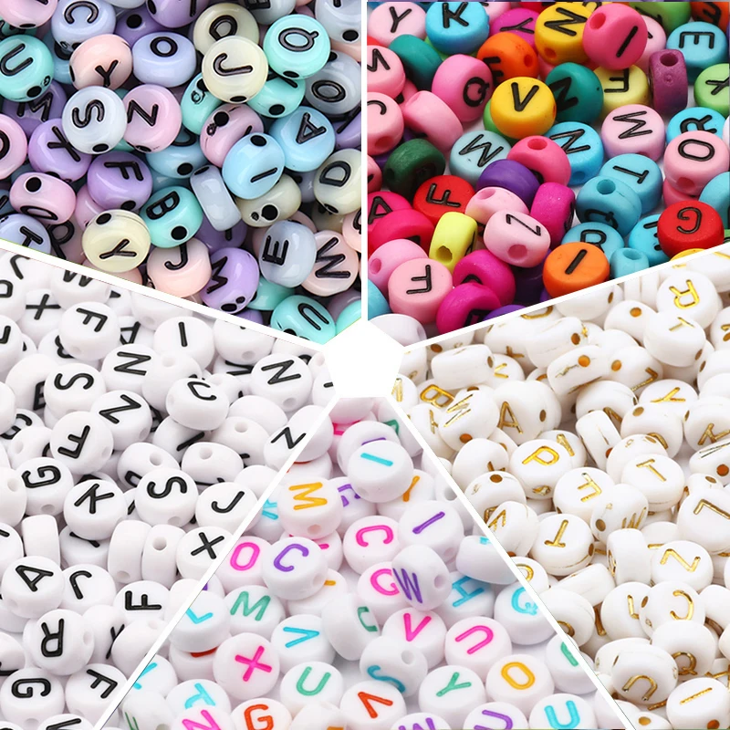 100 sztuk akrylowe płaskie koraliki z literami alfabet okrągły uśmiech Spacer luźny koralik dla Diy biżuteria bransoletka Charm Supplies