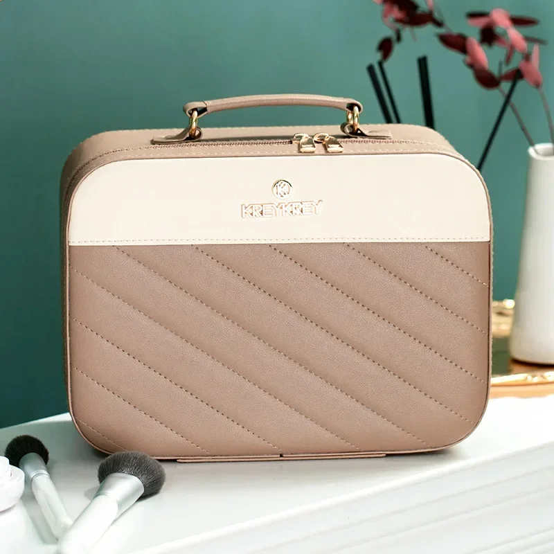 New Makeup Suitcase Fashion Rectangular Portable Large Travel Travel Travel Empty Plastic Box Storage PU Luggage