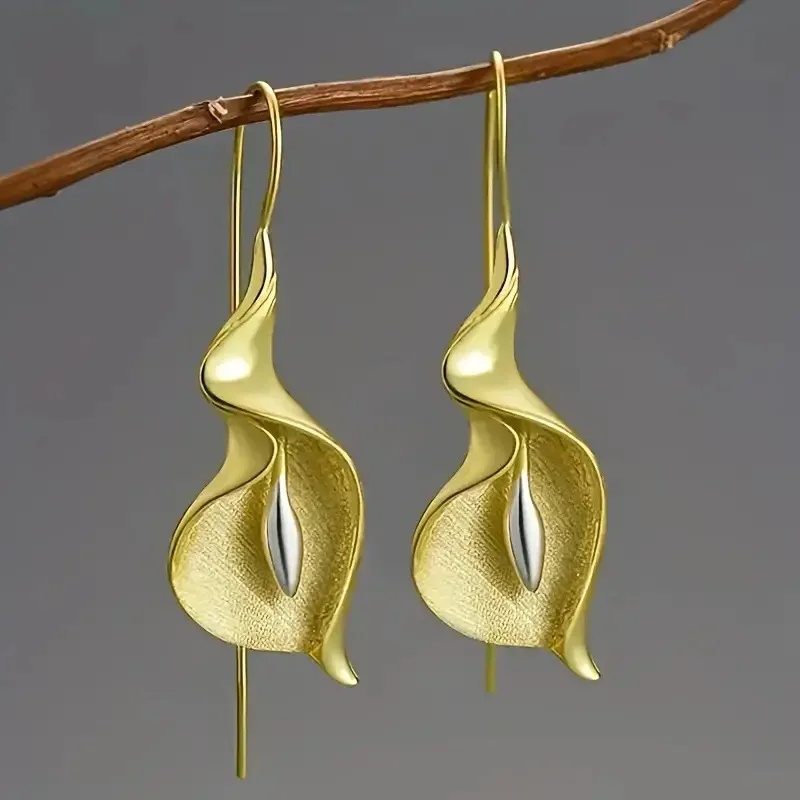 Calla Lily Creative Earrings For Women Fashionable Elegant Cross-border Wholesale