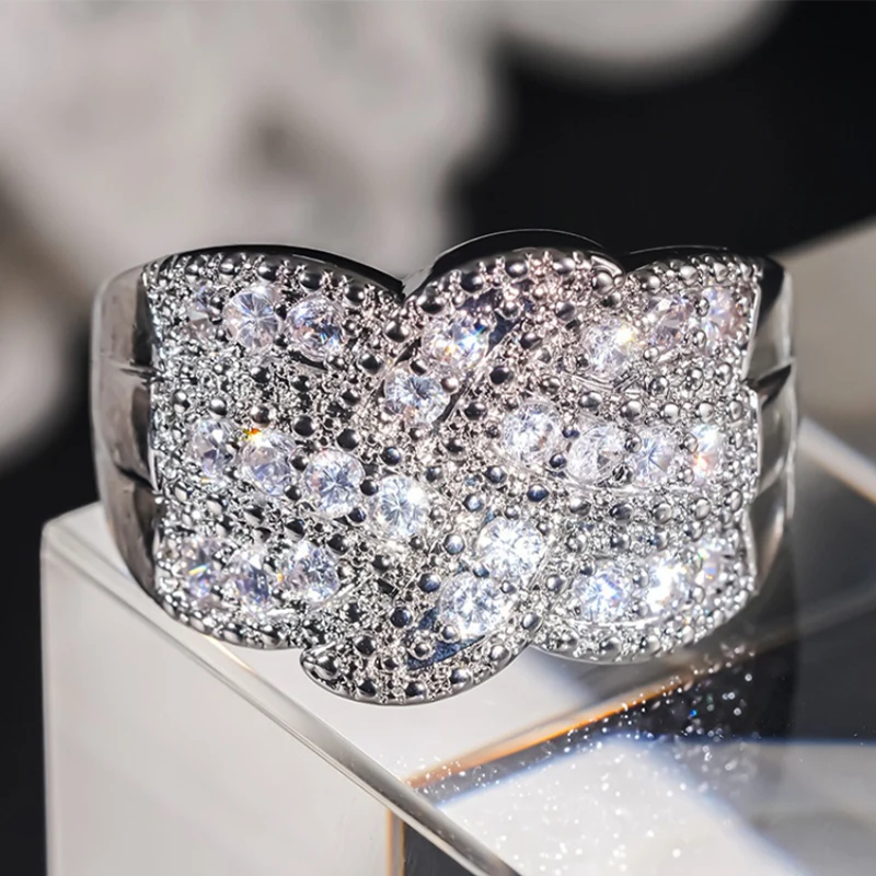 Huitan Bezaubernder Damenring mit Kreuz-Design, wunderschöner, voller, heller CZ-Stein, Party-Damen-Finger-Hochzeitsaccessoires, eleganter, trendiger Schmuck – Detail 2