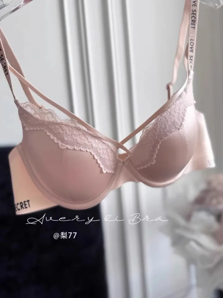 

MOYISU Французский комплект с бюстгальтером пуш-ап Маленькая грудь - Перламутровый атласный корсет с перекрещивающимся крест-накрест Enhancer Lift Gathers Большой вид Тонкие бретели