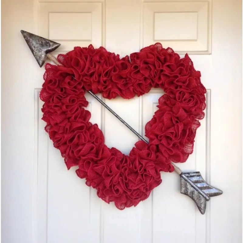 

Valentine's Day Romantic Large Arrow Heart Wreath Door Decoration Peach Heart Wall Hanging Holiday Heart Shaped Gift