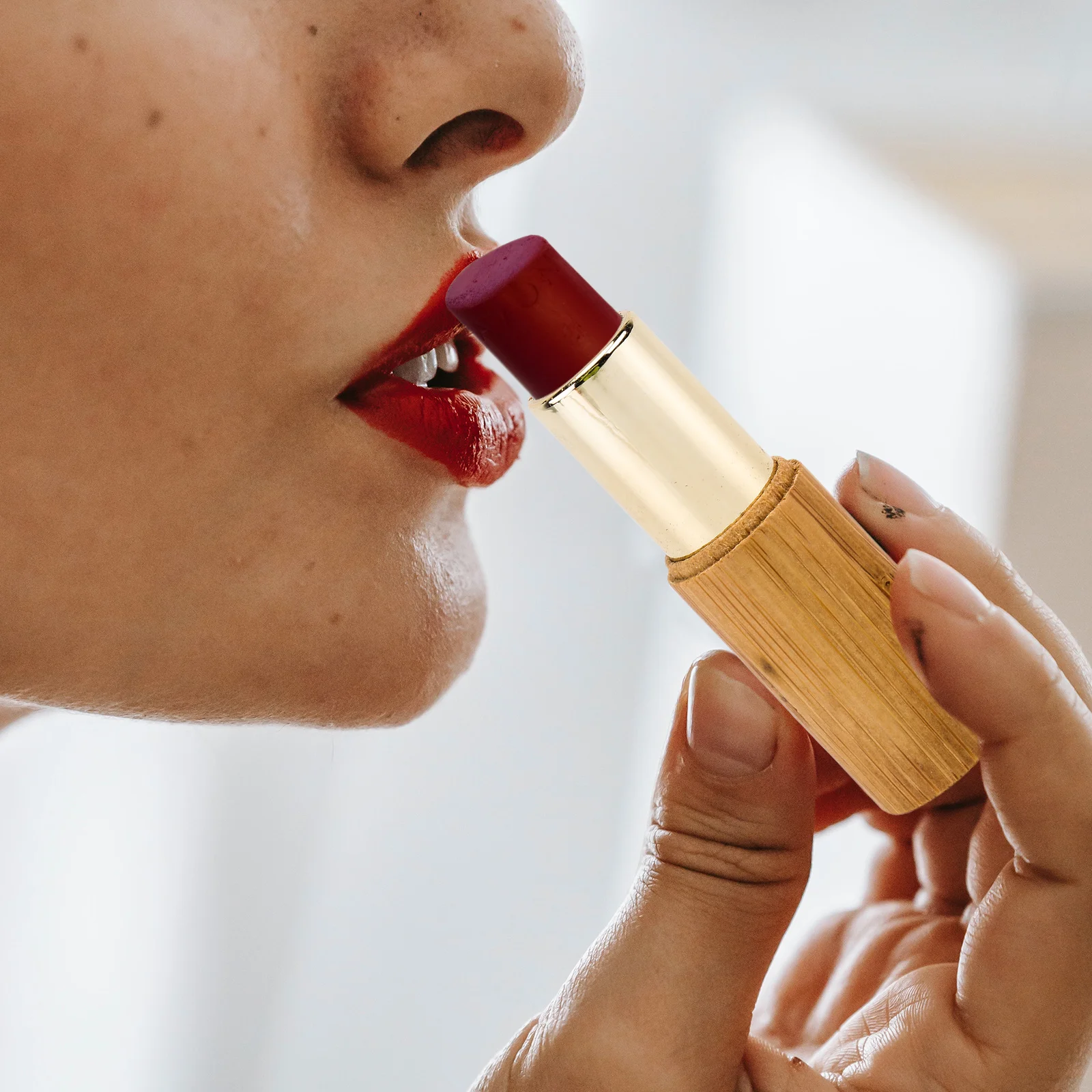 2 Stück Bambus-Lippenstift-Balsam-Röhren, leere DIY-Lipgloss-Behälter, rustikales Design für handgefertigte Lippenbalsam-Röhren, tragbare Lippenstift-Röhre