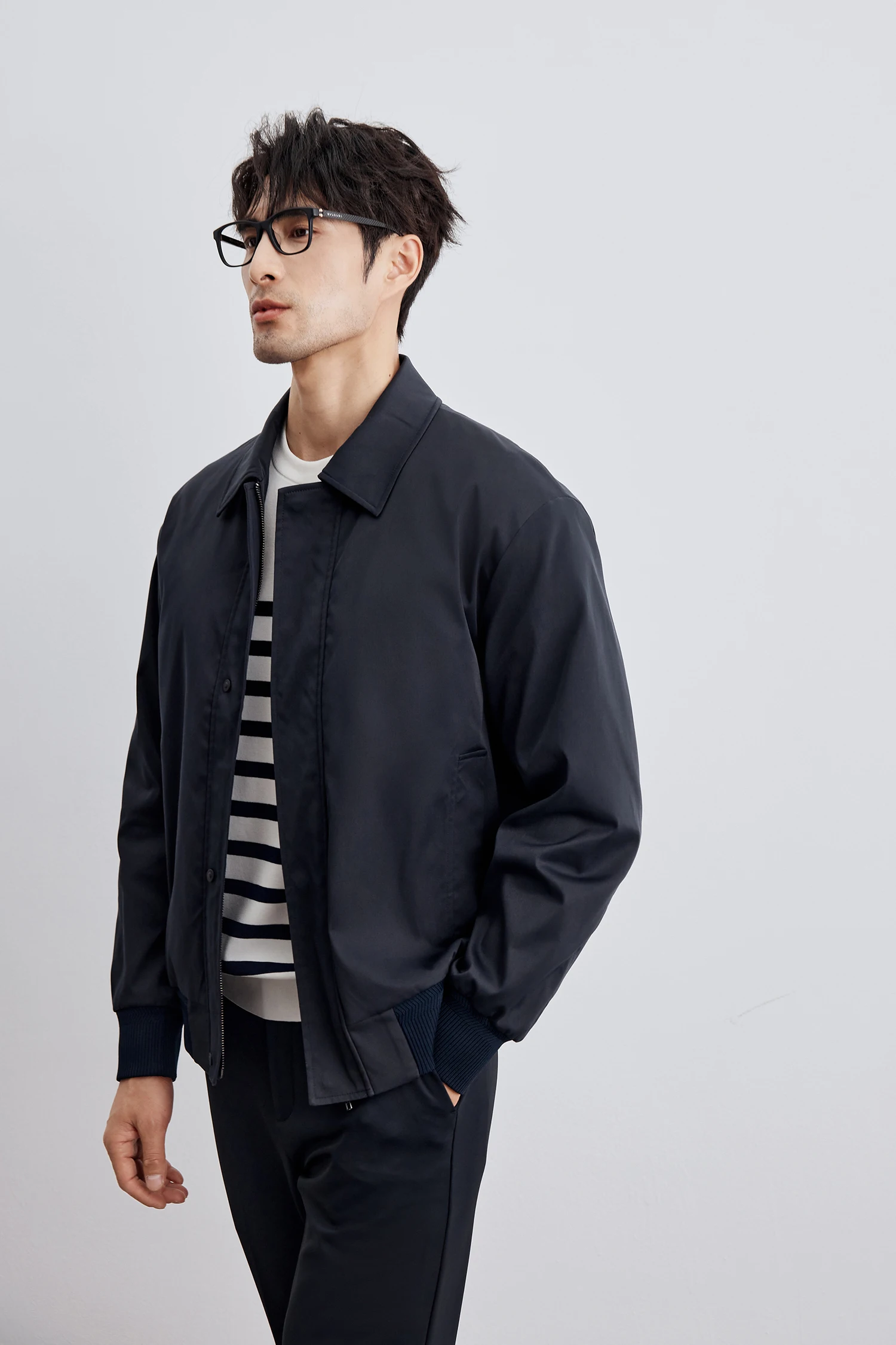 Herren Minimalistische Reversjacke Einreihige Lässige Locker Sitzende Bomberjacke Einfarbige Leichte Oberbekleidung – Detail 23