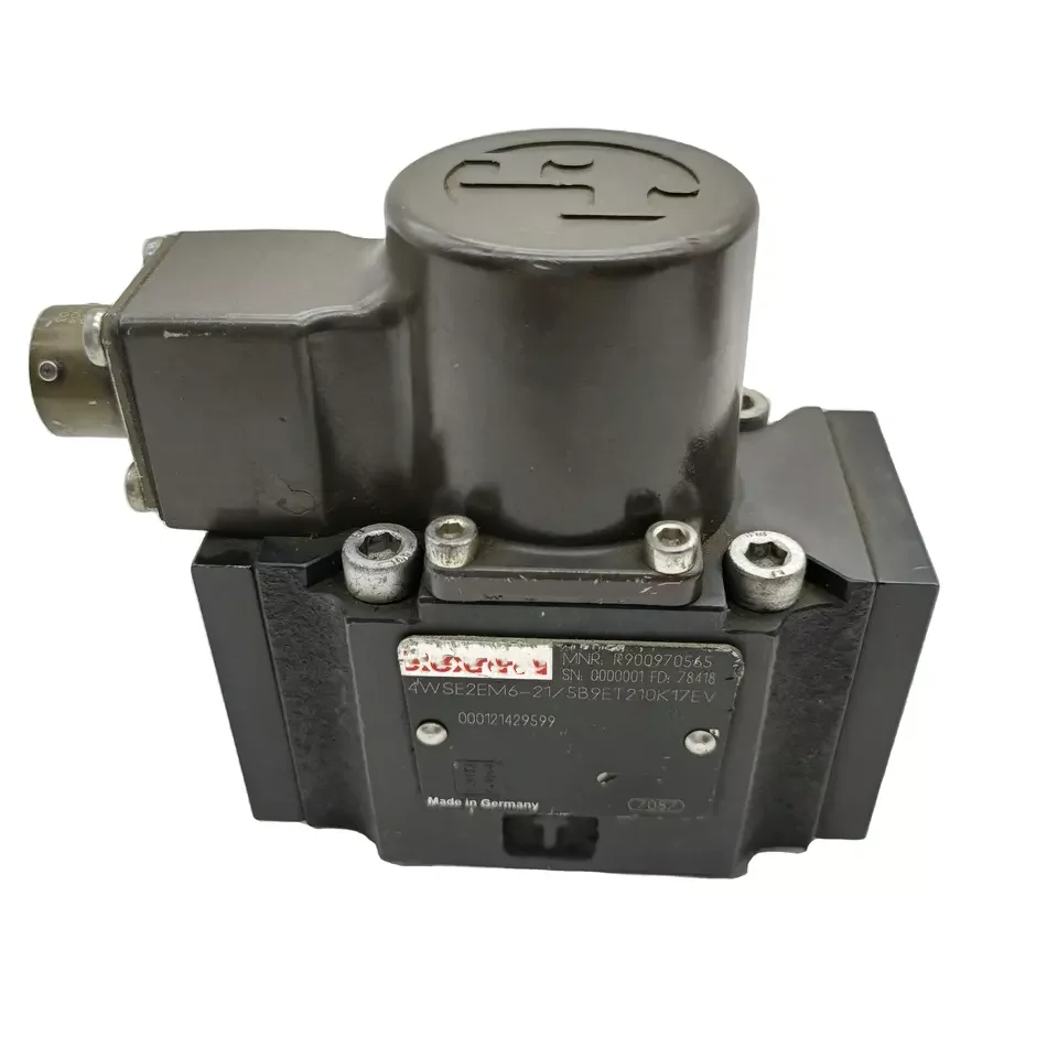 4WS 4WS2EM 4WS2EM6 series 4WS2EM6-22/20B11XNET210K17EV-100 Servo reversing valve