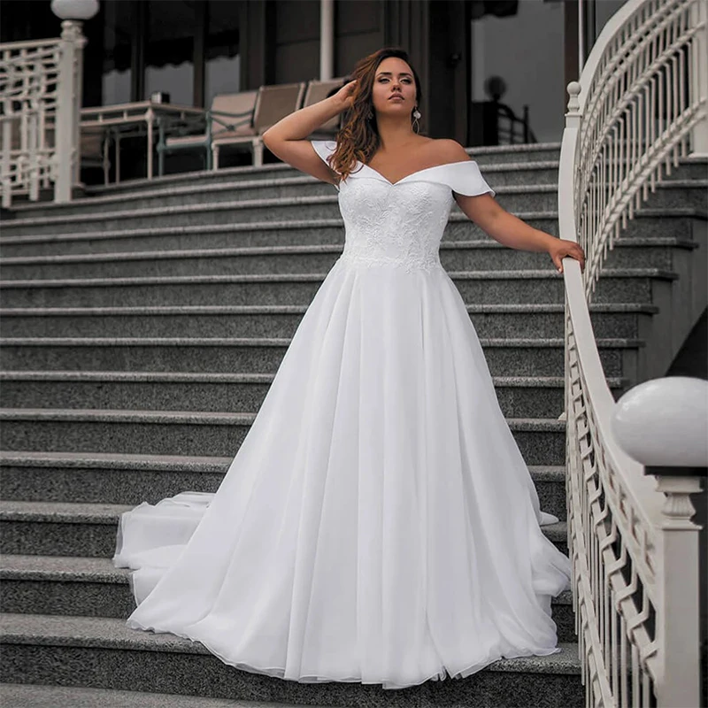 

Plus-Size Wedding Dress Satin With Embroidery Chiffon A-Line Floor Length Ball Gown Sleeveless Boat Neck Customized Bride Dress