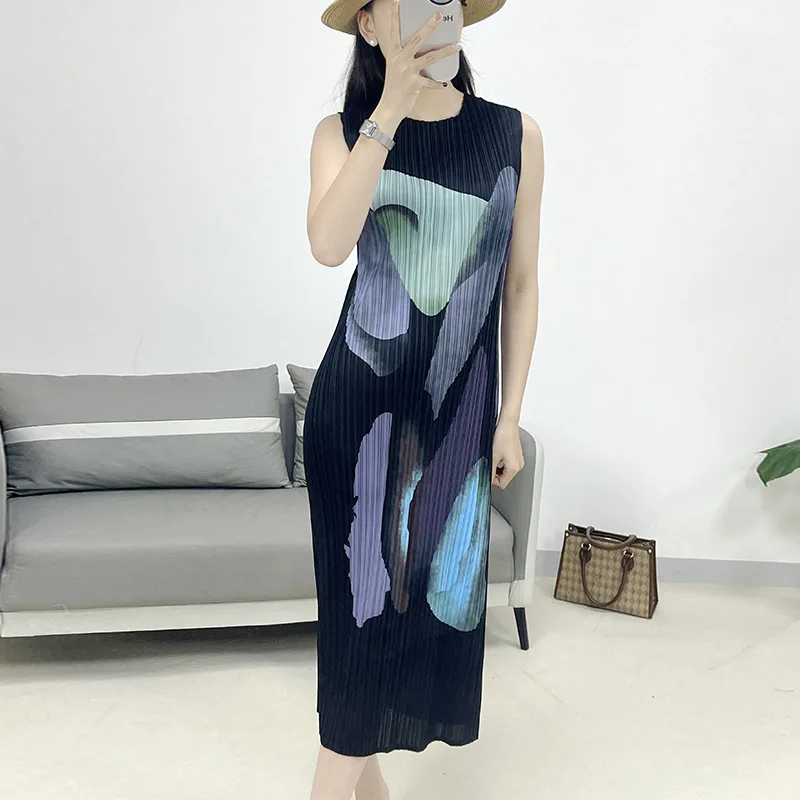

Miyake Fashion Pleated Elegant Dress for Women 2024 Summer Print Sleevless O-neck Loose Holiday Party Dresses Female Vestidos
