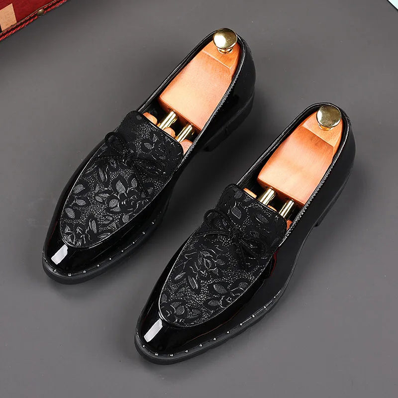 Fashion Men's Black Metal Button Patent Leather Oxford Flats Casual Shoes Male Homecoming Wedding Dress Zapatillas Hombre