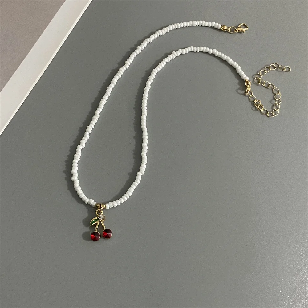 1 pc Cherry Pendant Necklace White Color Seed Beads Handmade Boho Choker Necklace Gift for Friend 2025 New Jewelry