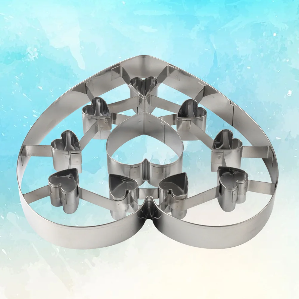 

Stainless Steel Heart Cookie Cutter Set Valentine Biscuit Cake Mold Baking Tools for Romantic Chocolate Bread Decor