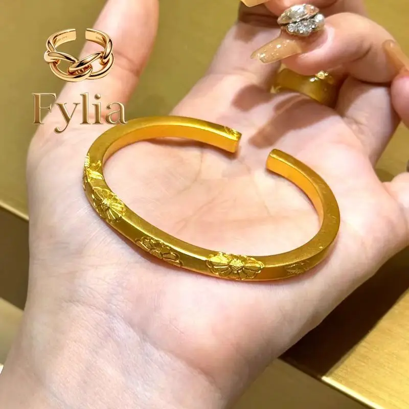 Fylia Jewelry   Women's 24K Gold (AU999) Daisy Luxury Bracelet | Openwork carved daisy, micro-diamond glow with magnetic buckle