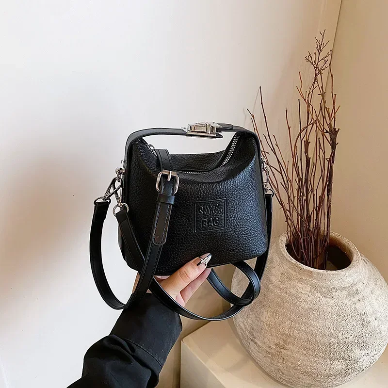 

2025 Commuter Chic Bag | Y2K Sweet Cool Style | Dumpling Bag Crossbody/Handle | New