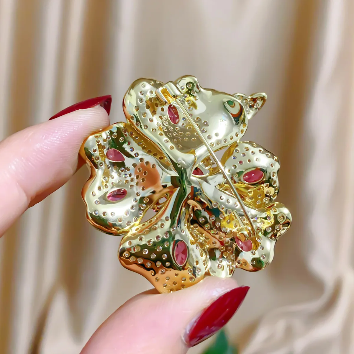 Three-dimensional Flower Brooch, Light Luxury, Zircon Suit, Pin Buckle