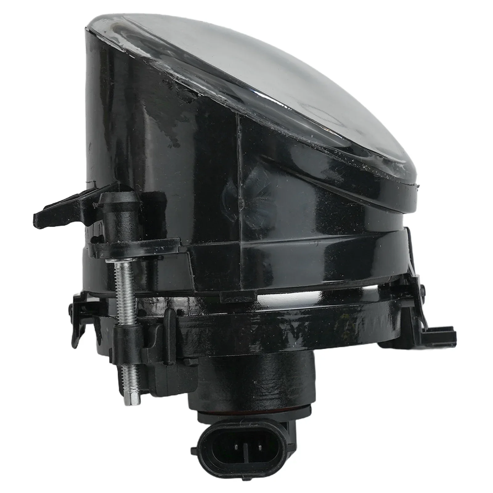 

Amazing Visibility with This Pair of Car Front Bumper Fog Lights Designed Specifically For Models Like For JETTA and For GOLF