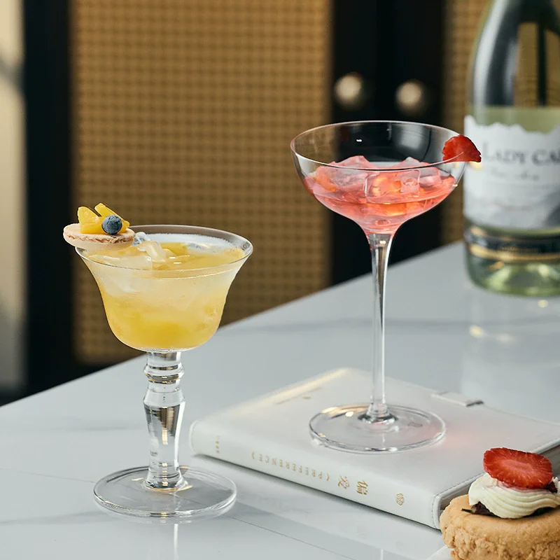 

2pcs Cocktail Glass Cup Beer Juice Whiskey Glass Cup Martini Wine Cup For Drinking Bar Party Wedding Christsmas Gift Tool