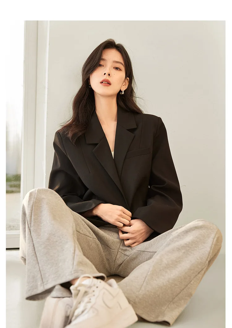 レディースブレザーコートオーバーコート女性用ダブルブレストツイードサテンラウンドレジャースプライシング秋冬ピンストライプ肩パッド入り