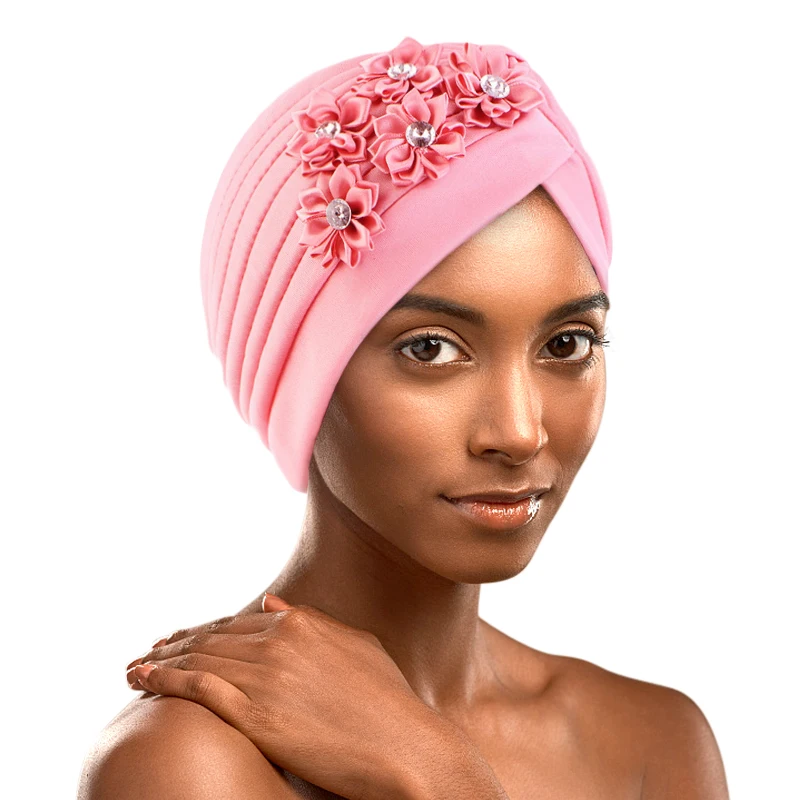 Neue elegante Frauen Strass Blume Turban Motorhaube muslimischen Hijab Kopftuch Kappen Falten Rüschen Turban Chemo Cap Hochzeit Mütze