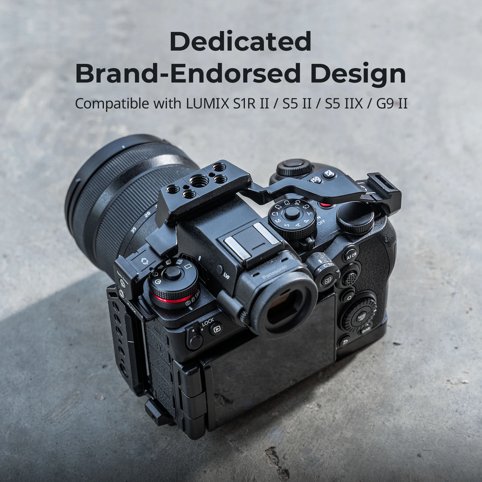 قفص SmallRig S1R II لباناسونيك LUMIX S1R II / S5 II / S5 IIX / G9 II w HawkLock سريع الإصدار مع لوحة سفلية Arca-Swiss 4902