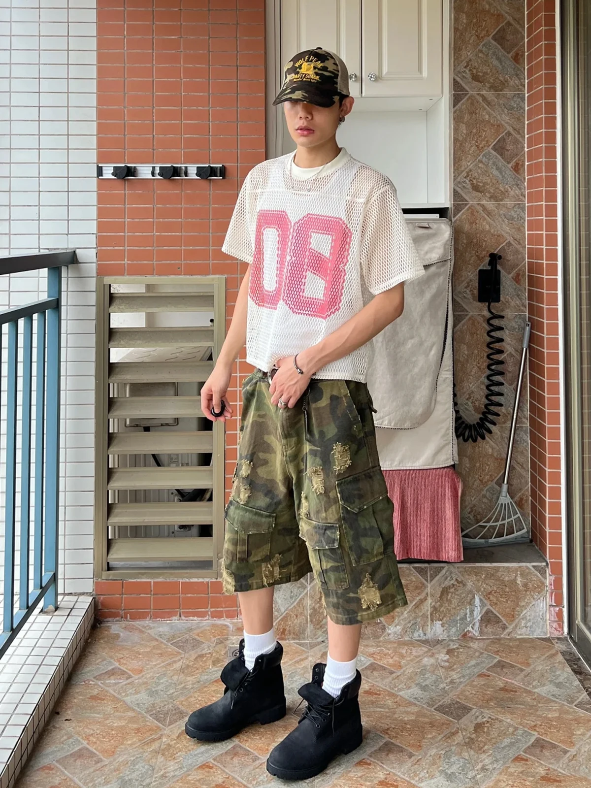 

Мужская камуфляжная рабочая одежда, летние свободные брюки в стиле американского хип-хопа High Street с несколькими карманами и широкими штанинами на семь футов