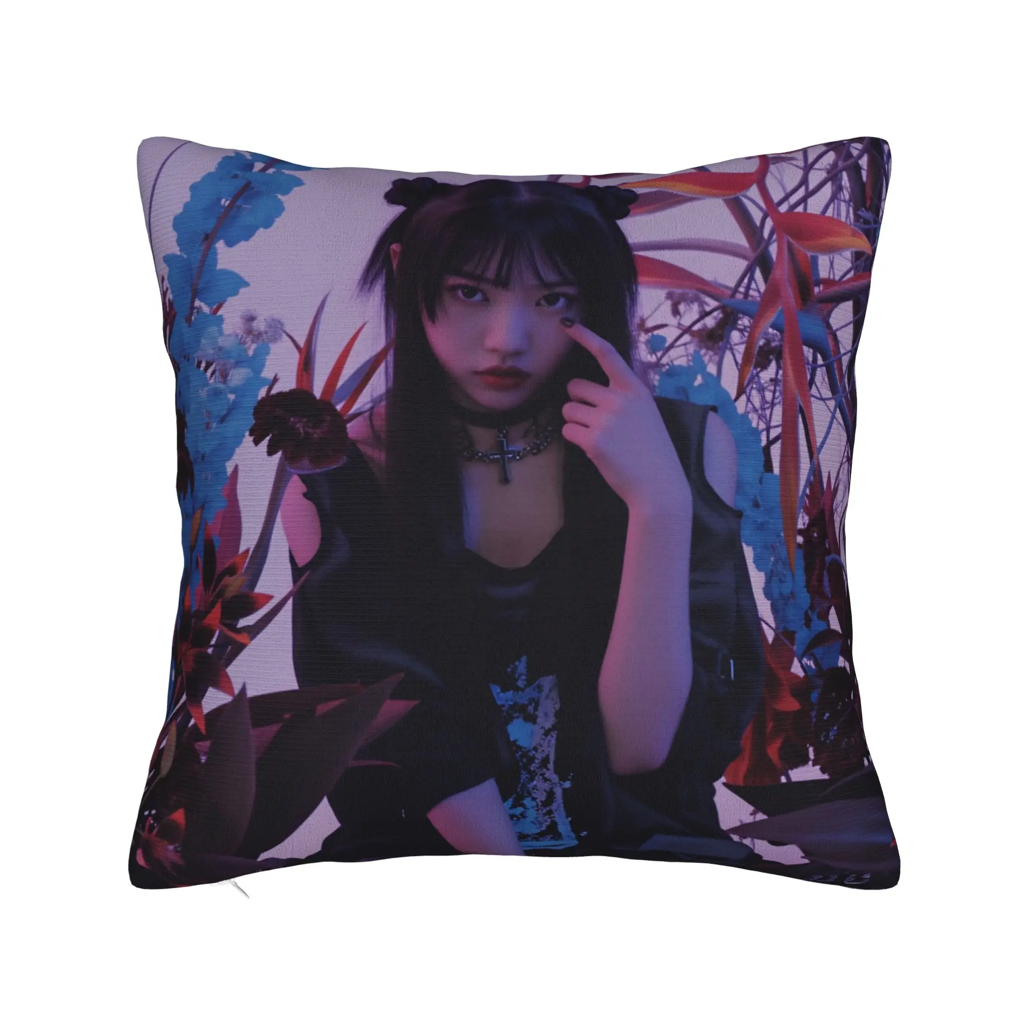 Japan Horror P-Phantoms S-Siita Miu Mona Rinka Hisui Pillowcases Fashion Pillow Case For Office Car Home Graphic Pillow Cover