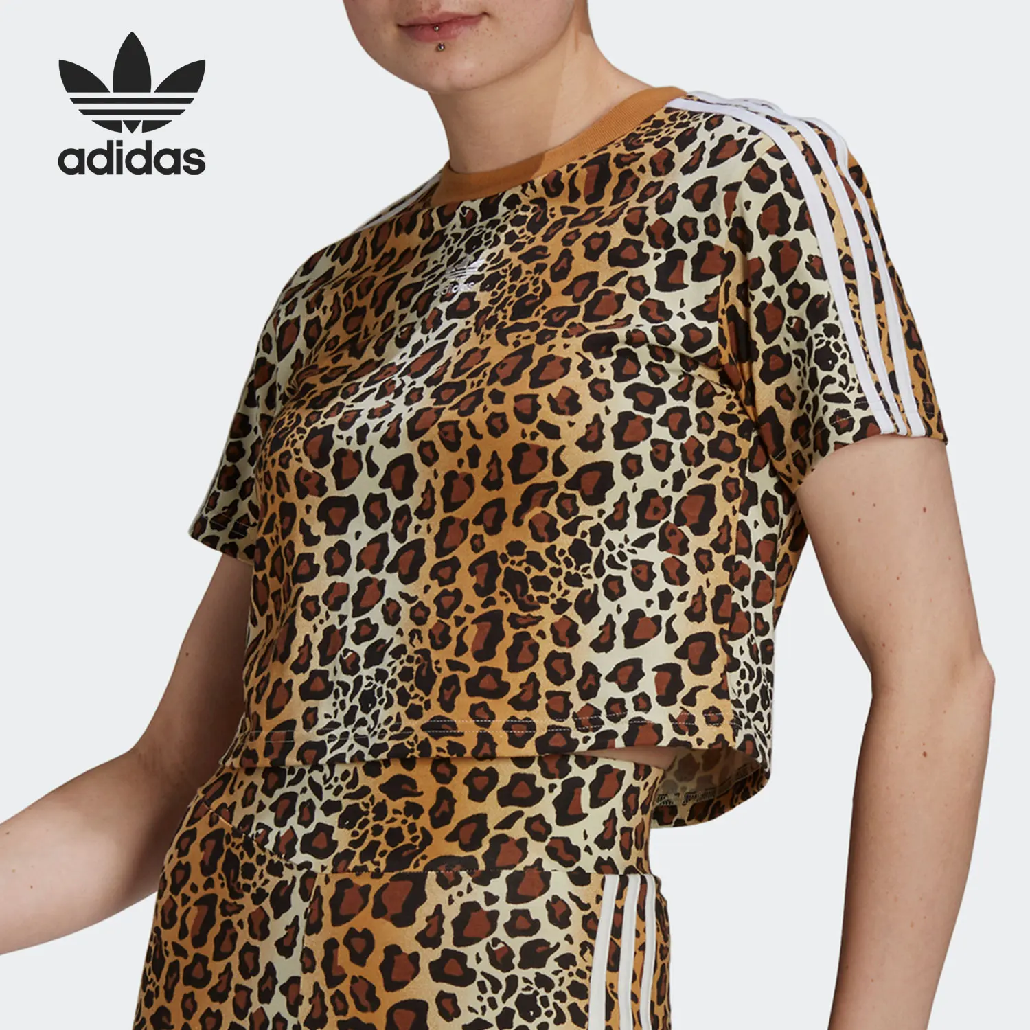Adidas Originals Three-Leaf Clover Women's Animal Print Crop Top Casual Slim Short Sleeve T-Shirt HB4755