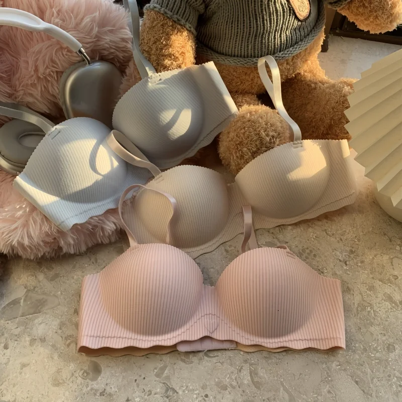 Seamless Push Up Bra Image 10