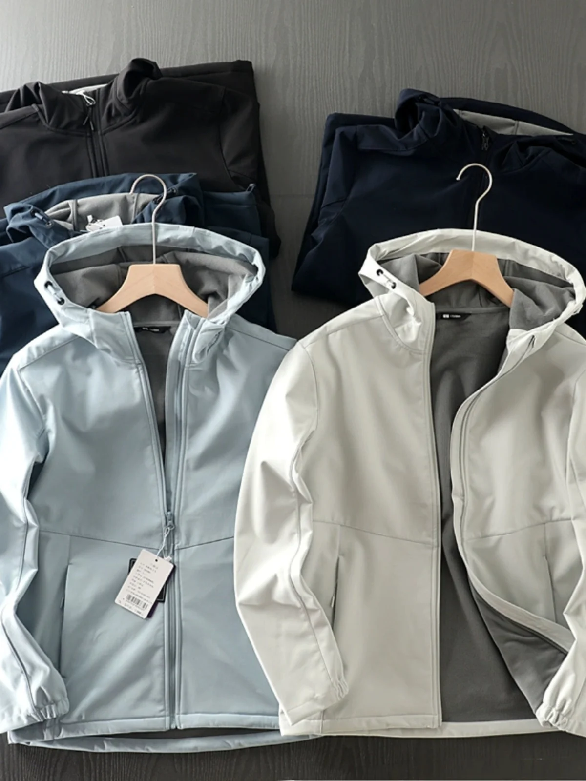 

Heavyweight Softell Outdoor Windproof Water-resistant Men's Autumn Winter Inner Thin Fce Color Hooded Jaet Coat