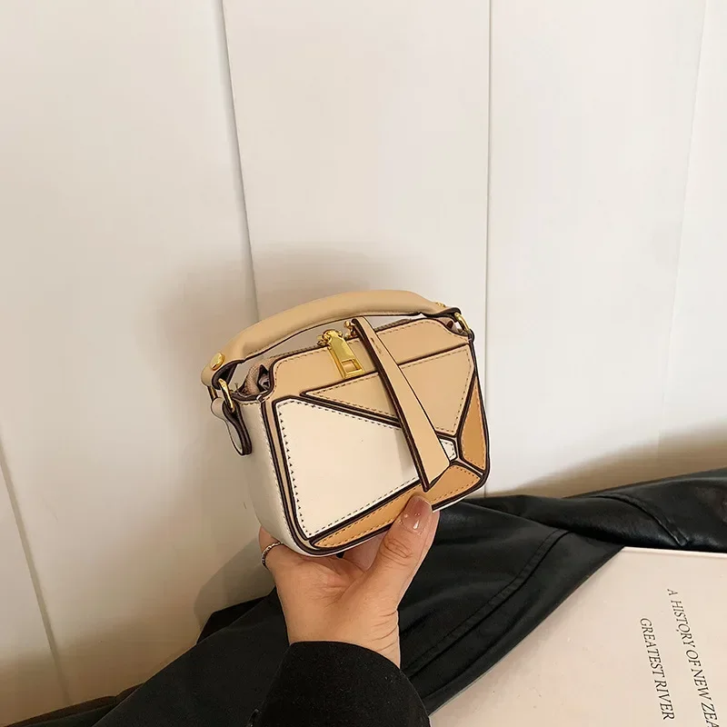 Handbags New Fashion Mini Bag 2024 Winter New Splicing Lipstick Crossbody Small Square Bag Cute Mini Casual Purses and Handbags