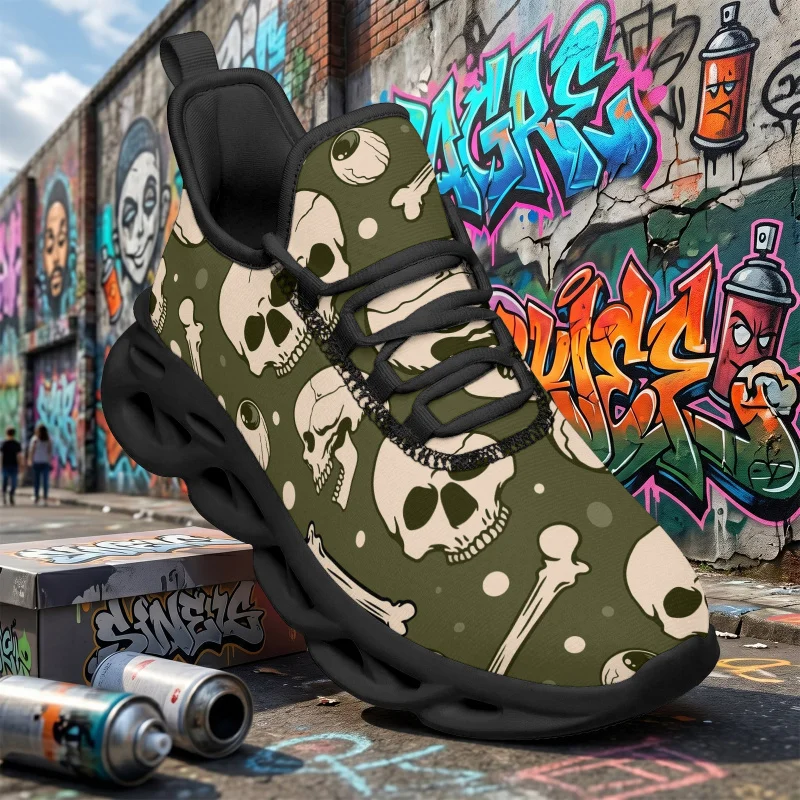 Zapatillas informales para hombre y mujer, color sólido, verde militar, estampado de dibujos animados de terror, ojos de calavera, luna creciente, estilo gótico, estilo callejero