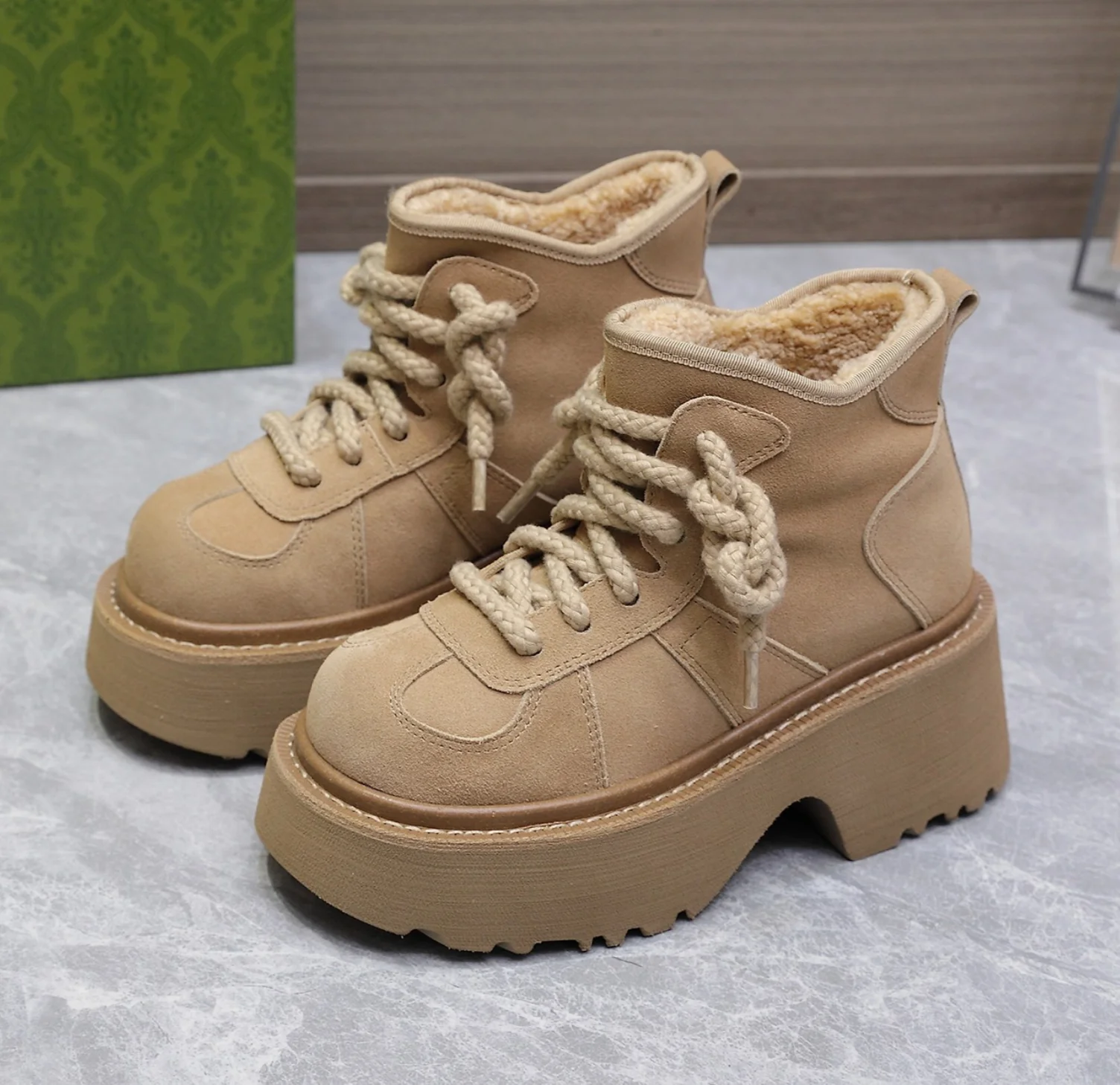 

Winter Round Head Short Boots Lace-up Ankle High Women Shoes Thick Heels Zapatos Mujer Warm Wool Botas Femininas