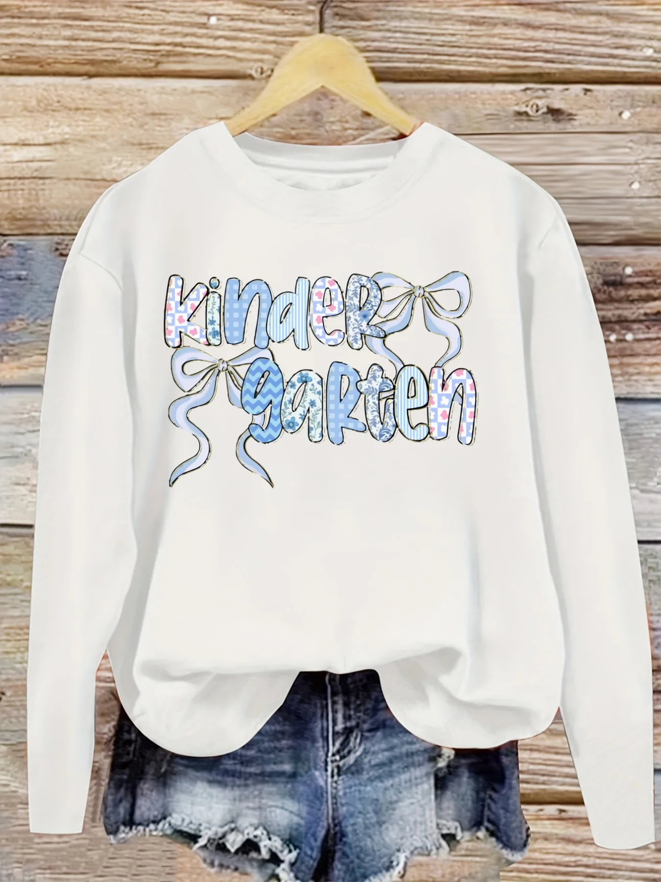 Women's Casual Long Sleeve Crew Neck T-Shirt Kindergarten Bow Pattern Print Design Design, Round Neck Women's Clothing, Machine Washable, Slightly Elastic, Loose Fit, Spring Autumn Winter Women's T-Shirt, Halloween Costume Outfit view 5