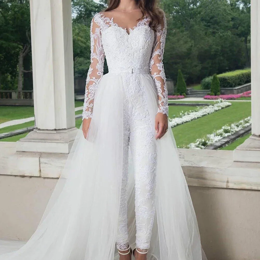 

White Jumpsuit Wedding Dresses with Detachable Train Fashion Sweetheart Long Sleeves Appliqued Bridal Dresses Vestido De Novia