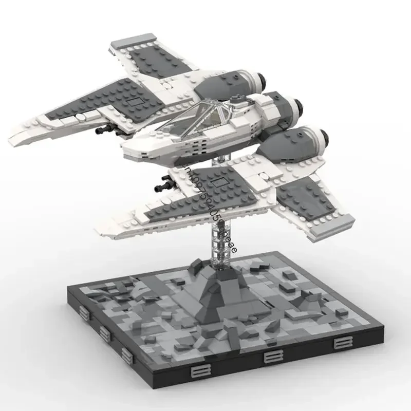 

New 800Pcs Famous Star Battle Movie Moc Fang Fighter Stand set Model Diy Creative Ideas Childs Toy Birthday Gifts Custom Puzzle