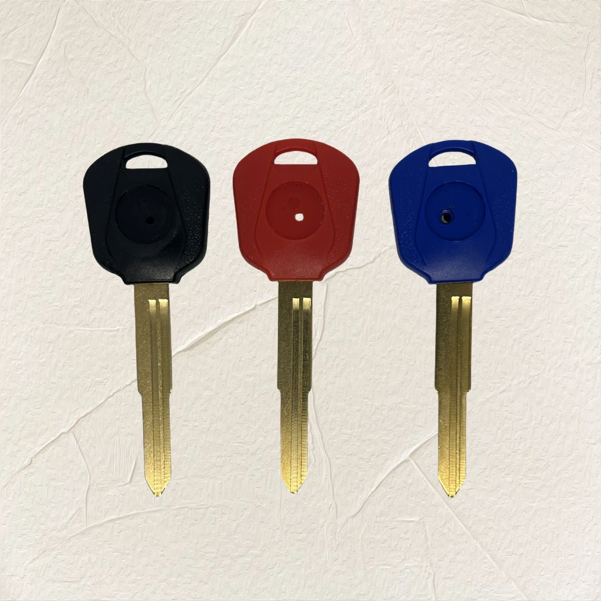 

Для CB400/750/900 CBR600/1000/1100/1300 F4/I/F5 съемный чип ключ для мотоцикла неразрезанные ключи можно установить чип ключ для мотоцикла