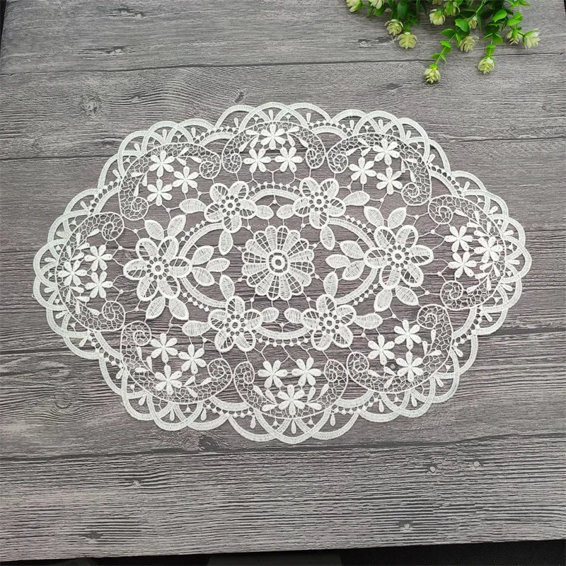 2Pcs French Embroidered Lace Placemats Table Mat Vintage Minimalist Style Coffee Coaster Wedding Kitchen Dining Table Cup Plate