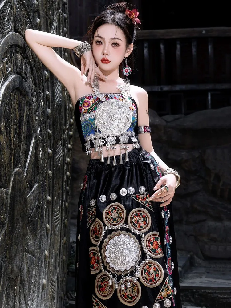 

Heavy industry embroidery dress women chest set exotic ethnic style national photography