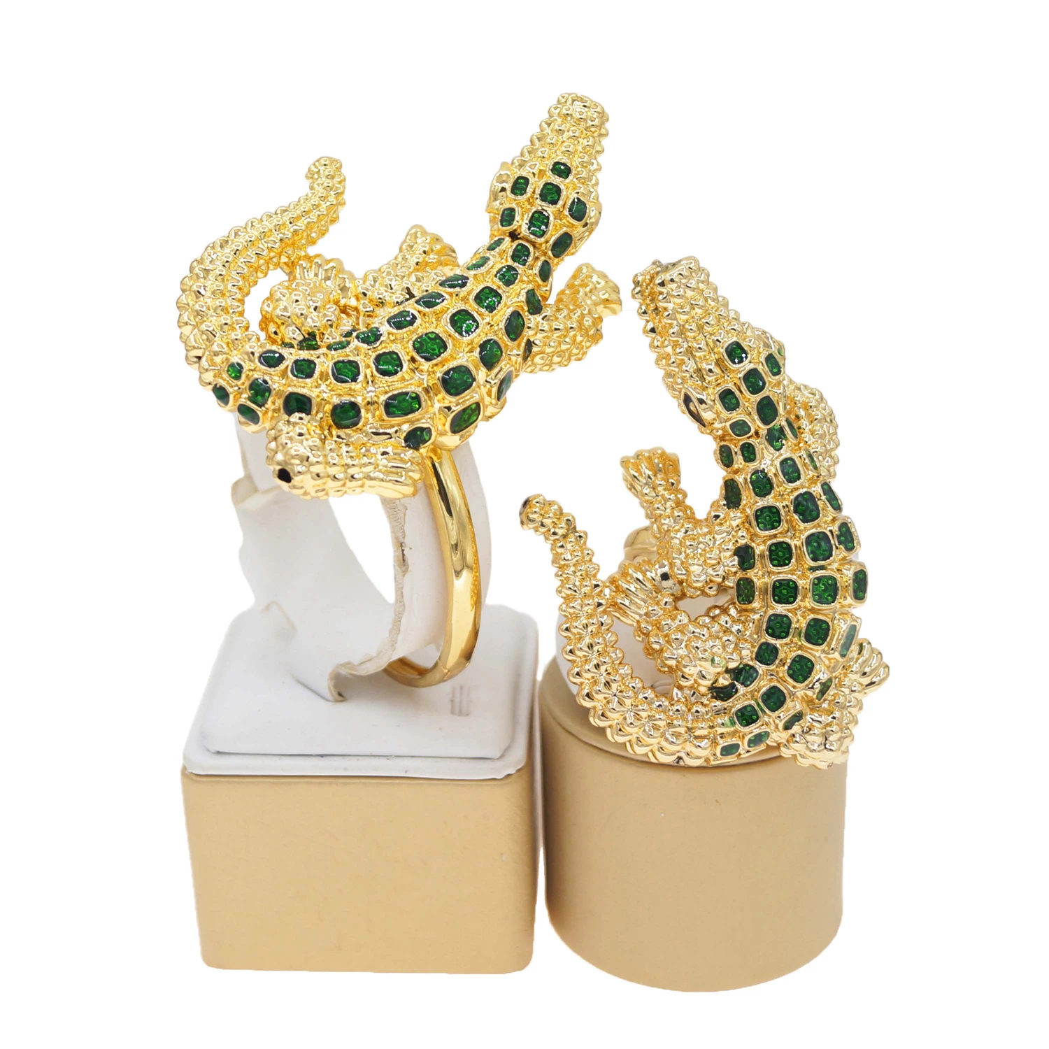 

Yulaili new personality jewelry bracelet ring set Green crocodile modeling high-quality luxury atmosphere Dubai men's and women'