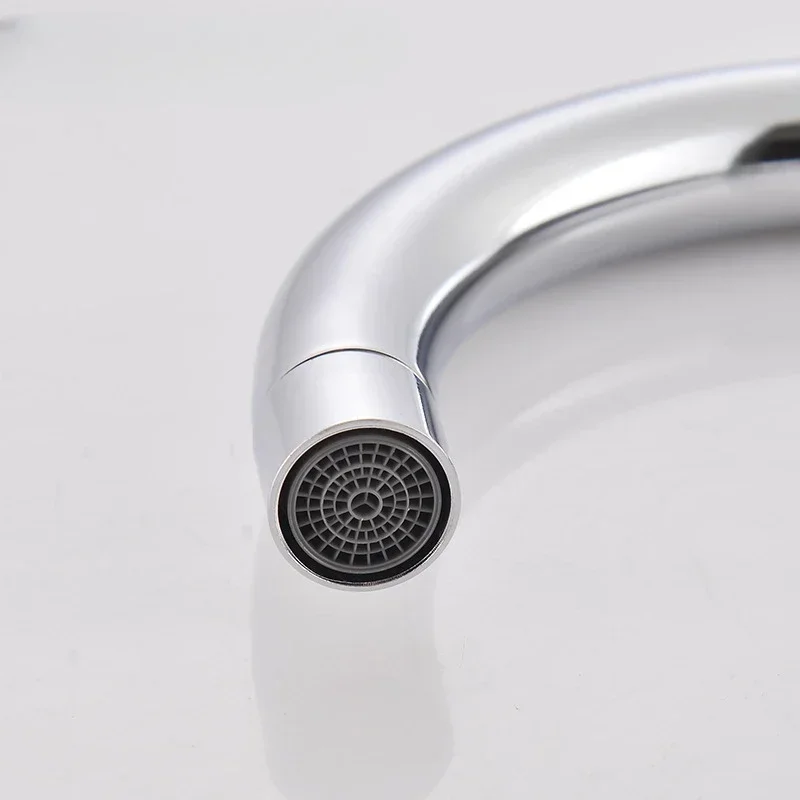 360° Swivel Kitchen Faucet Stainless Steel Hot and Cold Water Tap Kitchen Accessories Sink Faucet Single Handle Mixing Faucet