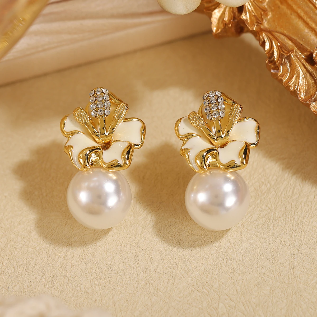 

French Vintage Pink Lotus Flower Drop Earrings Elegant Gold Plated Crystal Pearl Water Drop Pendants Jewelry Gifts New