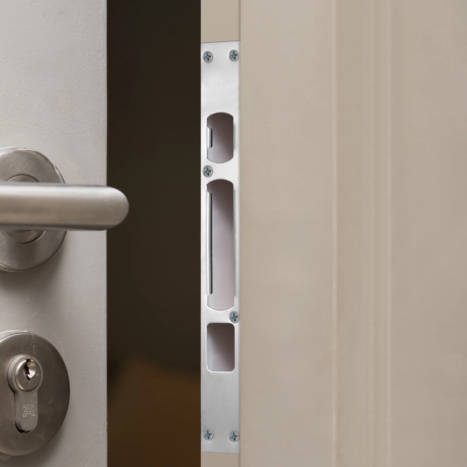 

2pcs Door Reinforcement Plate Stainless Steel Lock Body Cover Frame Strike Plate Front Door Security Kit Hole Filler Latch